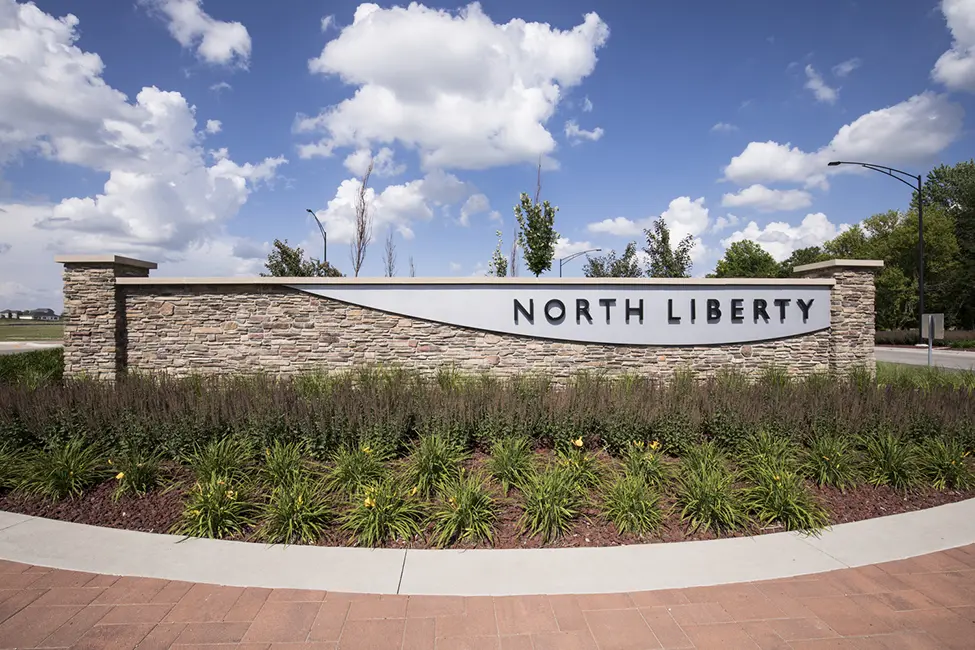 Dump trailer rental in North Liberty, Iowa